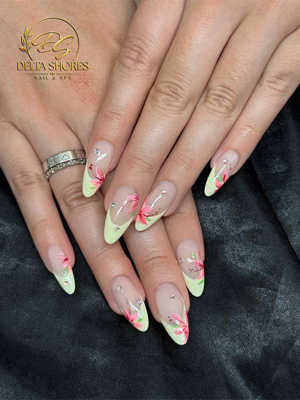 Delta Shores Nails & Spa